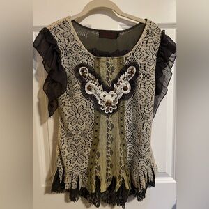 EUC My Perfect Angel adorable top. Size L